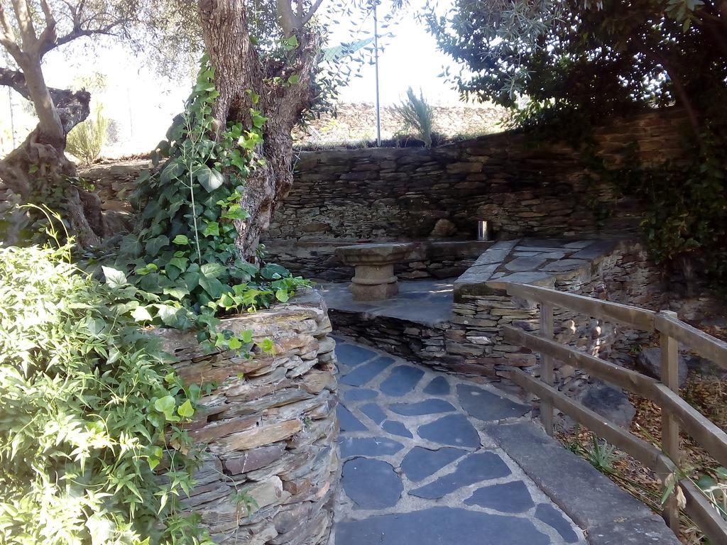 Hospedería Conventual de Alcántara Alcântara Exterior foto