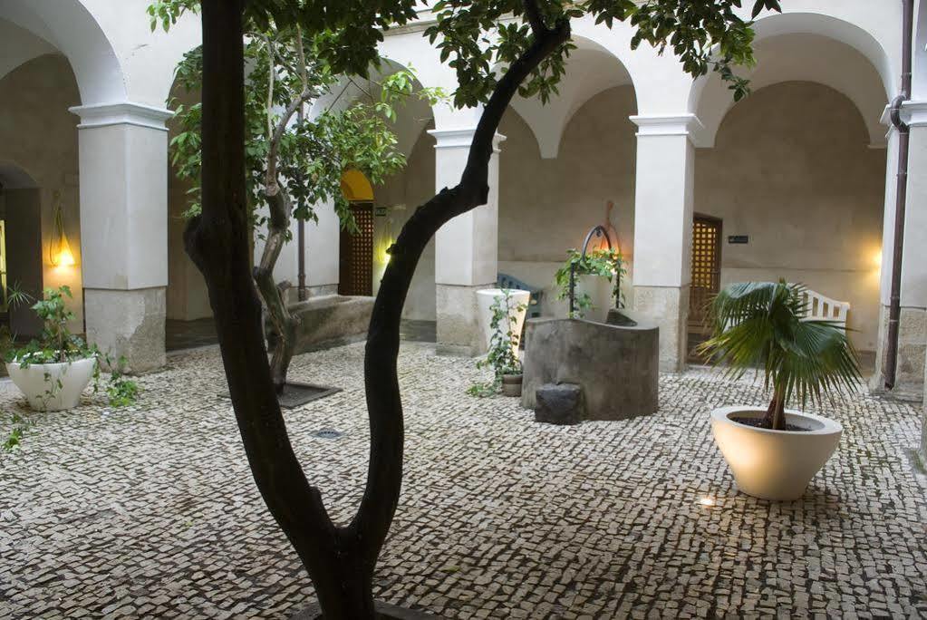 Hospedería Conventual de Alcántara Alcântara Exterior foto